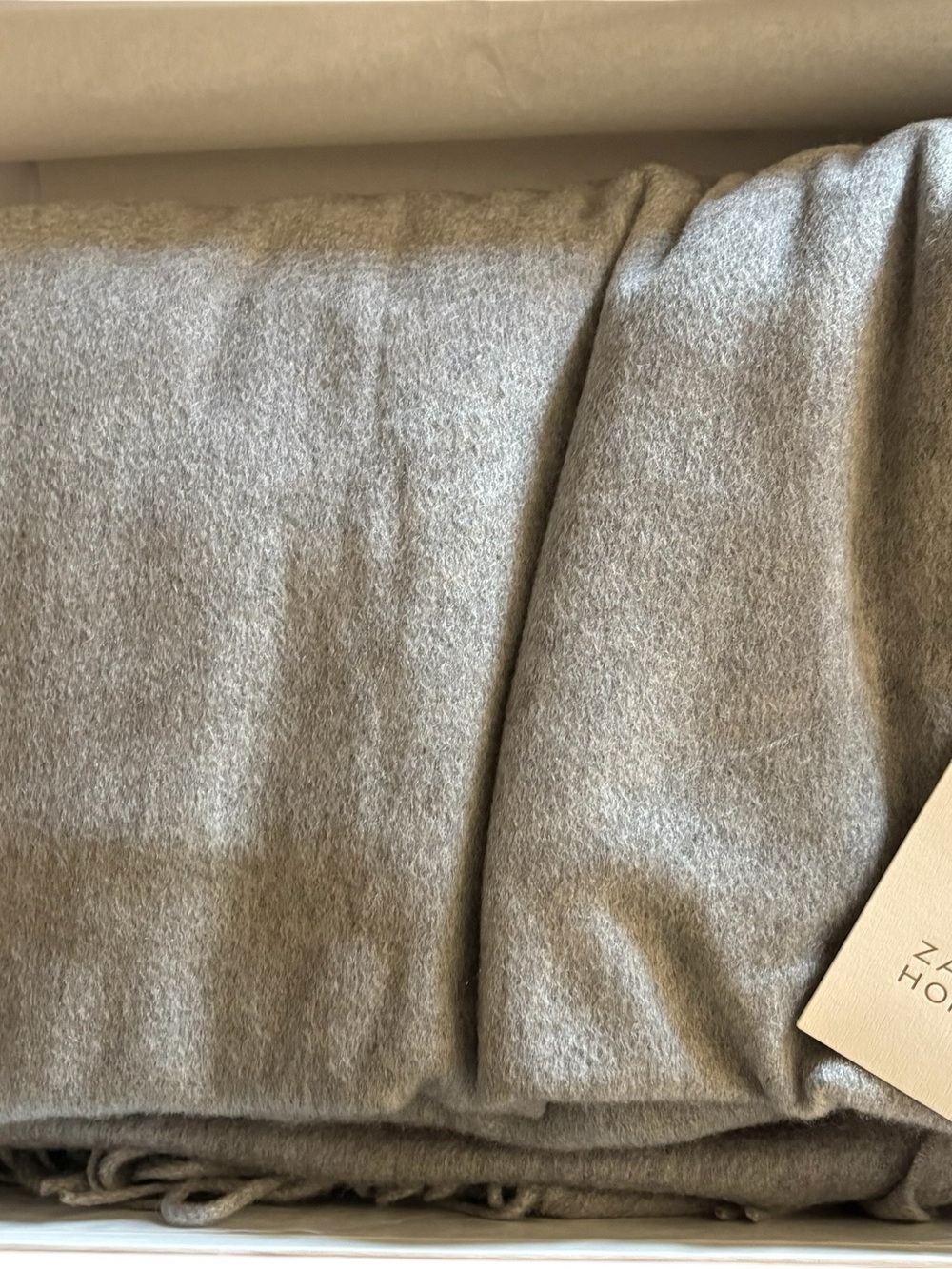 Zara Home Limited Edition 100% Cashmere Throw Blanket Gray Fringe NWT $329